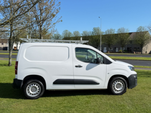 2024 Peugeot Partner 1.5 Bluehdi 1000 Professional Premium + Standard Panel Van 5dr Diesel Manual Swb Euro 6 (s/s) (100 Bhp) in White — image 6