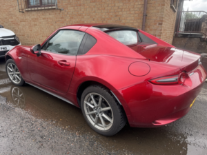 2025 Mazda Mx-5 Rf 1.5 Skyactiv-G Exclusive-Line in Red — image 2