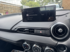 2025 Mazda Mx-5 Rf 1.5 Skyactiv-G Exclusive-Line in Red — image 6