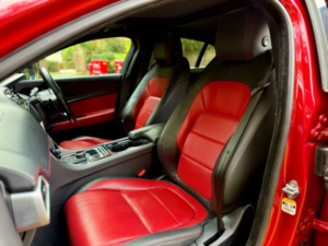 2016 Jaguar Xe 2.0d R-Sport Saloon 4dr Diesel Auto AWD Euro 6 (s/s) (180 Ps) in Red — image 6
