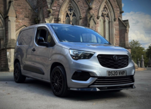 2020 Vauxhall Combo 1.6 Turbo D 2300 Sportive in Grey — image 2