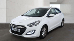 2014 Hyundai I30 1.6 Active Auto Euro 5 5dr in White — image 6