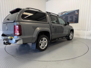 2017 Volkswagen Amarok 3.0 Tdi V6 Bluemotion Tech Highline Auto 4motion Euro 6 (s/s) 4dr in Grey — image 4