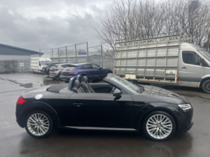 2017 Audi Tt 1.8 Tfsi Sport in Black — image 6