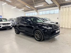2019 Land Rover Discovery Sport 2.0 Td4 Landmark in Black — image 6
