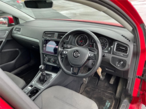 2017 Volkswagen Golf 1.4 Tsi Bluemotion Tech Se Nav Hatchback 5dr Petrol Manual Euro 6 (s/s) (125 Ps) in Red — image 2