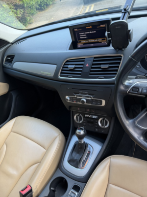 2014 Audi Q3 2.0 Tfsi Se in Blue — image 6