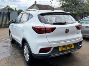 2019 MG MG Zs 1.0 T-Gdi Excite Auto Euro 6 5dr in White — image 4