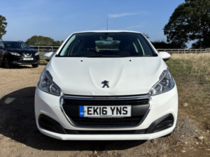 2016 Peugeot 208 1.0 Puretech Active in White — image 6