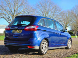2016 Ford Grand C-Max 1.5 Tdci Zetec Powershift Euro 6 (s/s) 5dr in Blue — image 6