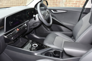 2026 Kia Niro 1.6h Gdi Evolve SUV 5dr Petrol Hybrid Dct Euro 6 (s/s) (136 Bhp) in Grey — image 4