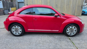 2013 Volkswagen Beetle 1.4 Tsi Design Euro 5 3dr in Red — image 5
