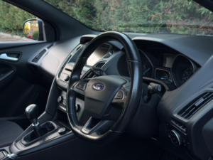 2018 Ford Focus 1.0t Ecoboost St-Line Euro 6 (s/s) 5dr in Blue — image 3