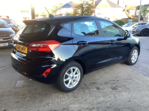 2019 Ford Fiesta 1.0t Ecoboost Zetec Euro 6 (s/s) 5dr in Black — image 5