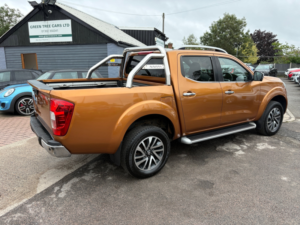 2019 Nissan Navara 2.3 Dci Tekna Pickup Double Cab 4dr Diesel Auto 4WD Euro 6 (190 Ps) in Yellow — image 3