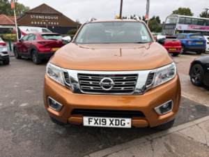 2019 Nissan Navara 2.3 Dci Tekna Pickup Double Cab 4dr Diesel Auto 4WD Euro 6 (190 Ps) in Yellow — image 5