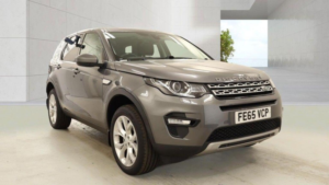 2015 Land Rover Discovery Sport 2.0 Td4 Hse Auto 4WD Euro 6 (s/s) 5dr in Grey — image 6