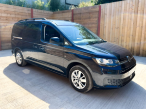 2023 Volkswagen Caddy Maxi 5 SEAT Wheelchair Accessible Disabled Access Vehicle Wav in Blue — image 2