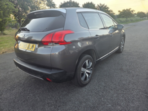 2016 Peugeot 2008 1.6 Bluehdi Allure in Grey — image 3