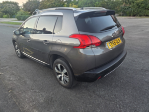2016 Peugeot 2008 1.6 Bluehdi Allure in Grey — image 5