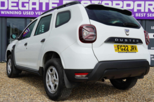 2022 Dacia Duster 1.0 Tce Essential Euro 6 (s/s) 5dr in White — image 2