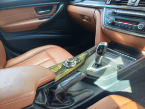 2013 BMW 3 Series 2.0 320i Luxury Touring Auto Euro 6 (s/s) 5dr in Other — image 6