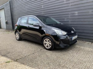 2017 Hyundai I10 1.2 Se Hatchback 5dr Petrol Manual Euro 6 (87 Ps) (2017) in Black — image 5