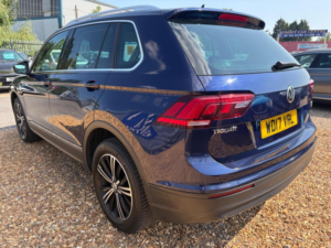 2017 Volkswagen Tiguan 2.0 Tdi Se DSG 4motion Euro 6 (s/s) 5dr in Blue — image 5