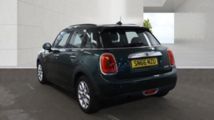 2016 MINI Hatch 1.2 One Euro 6 (s/s) 5dr in Green — image 5