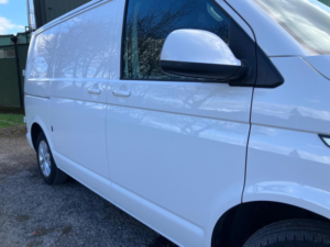 2021 Volkswagen Transporter 2.0 Tdi T30 Highline Fwd Swb Euro 6 (s/s) 5dr in White — image 4