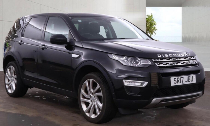 2017 Land Rover Discovery Sport 2.0 Td4 Hse Luxury Auto 4WD Euro 6 (s/s) 5dr in Black — image 1