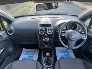2013 Vauxhall Corsa 1.4 16v Sxi Euro 5 5dr (a/c) in Yellow — image 3