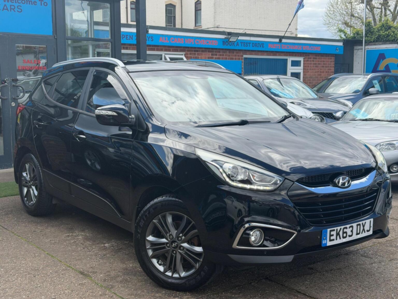 2013 Hyundai Ix35 1.7 Crdi Se Euro 5 (s/s) 5dr (nav) in Black — image 1