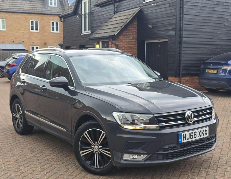 2016 Volkswagen Tiguan 2.0 Tdi Bluemotion Tech Se Navigation Euro 6 (s/s) 5dr in Grey — image 1