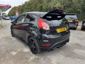 2013 Ford Fiesta 1.6 T Ecoboost St-2 in Black — image 5