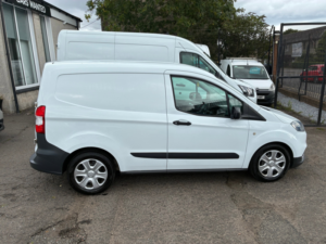 2019 Ford Transit Courier 1.0 Ecoboost Trend Panel Van 5dr Petrol Manual L1 Euro 6 (100 Ps) in White — image 2