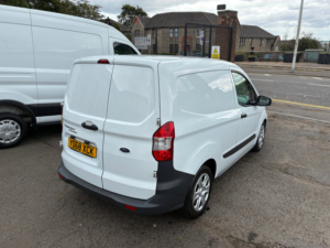 2019 Ford Transit Courier 1.0 Ecoboost Trend Panel Van 5dr Petrol Manual L1 Euro 6 (100 Ps) in White — image 3
