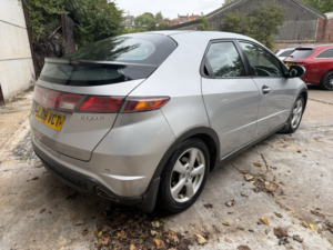 2008 Honda Civic 1.8 I-Vtec Es in Silver — image 3