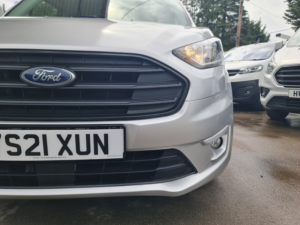 2021 Ford Transit Connect Connect 200 Limited L1 — image 5