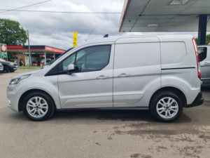 2021 Ford Transit Connect Connect 200 Limited L1 — image 6