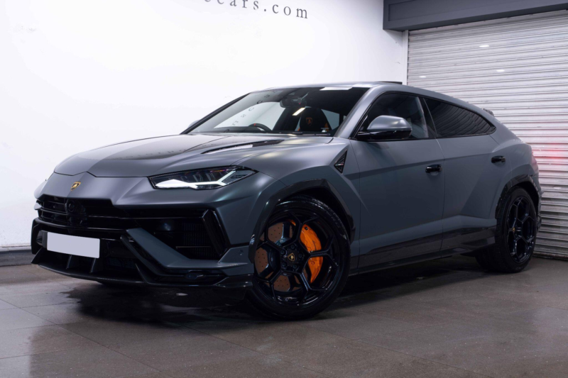 2023 Lamborghini Urus 4.0 V8 Biturbo Performante SUV 5dr Petrol Auto 4WD Euro 6 (666 Ps) in Grey — image 1