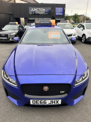 2016 Jaguar Xf 3.0 D V6 S in Blue — image 3