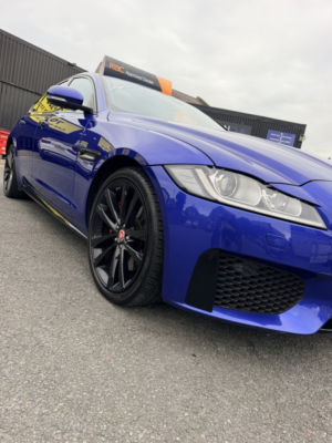 2016 Jaguar Xf 3.0 D V6 S in Blue — image 5