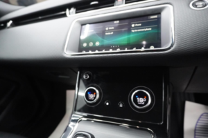 2020 Land Rover Range Rover Evoque 2.0 D180 Mhev R-Dynamic S Auto 4WD Euro 6 (s/s) 5dr in Grey — image 3