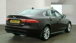 2016 Jaguar Xf 2.0d R-Sport Auto AWD Euro 6 (s/s) 4dr in Red — image 5