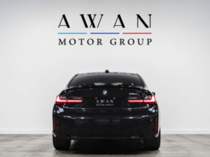 2024 BMW 3 Series 2.0 320i M Sport Auto 4dr in Black — image 5