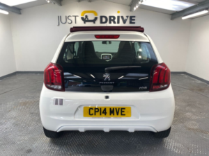 2014 Peugeot 108 1.0 Vti Active Top! 3dr Petrol Manual Euro 5 Euro 5 (68 Ps) in White — image 4