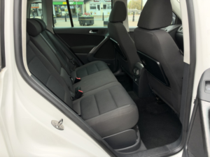 2009 Volkswagen Tiguan 2.0 Tdi R-Line in White — image 6