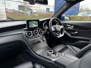 2018 Mercedes-Benz Glc 3.0 Glc350d V6 Amg Line (premium) G-Tronic 4matic Euro 6 (s/s) 5dr in Blue — image 6