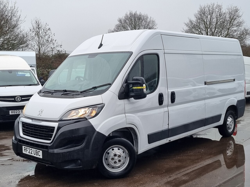 2022 Peugeot Boxer 335 Professional — image 1